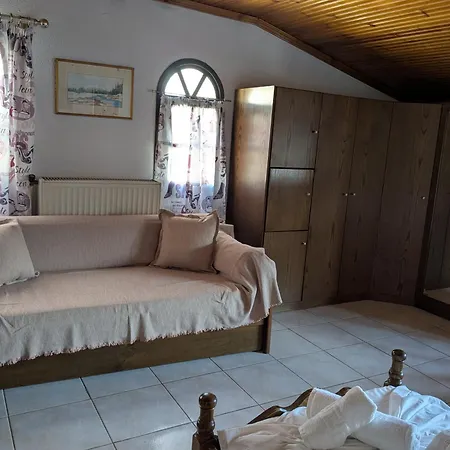 Thalassa Nest * Флогита